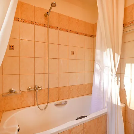 Seasunrise Вилла Перама